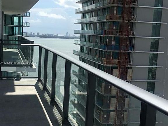 3rd image of 501 NE 31st St Unit 3107