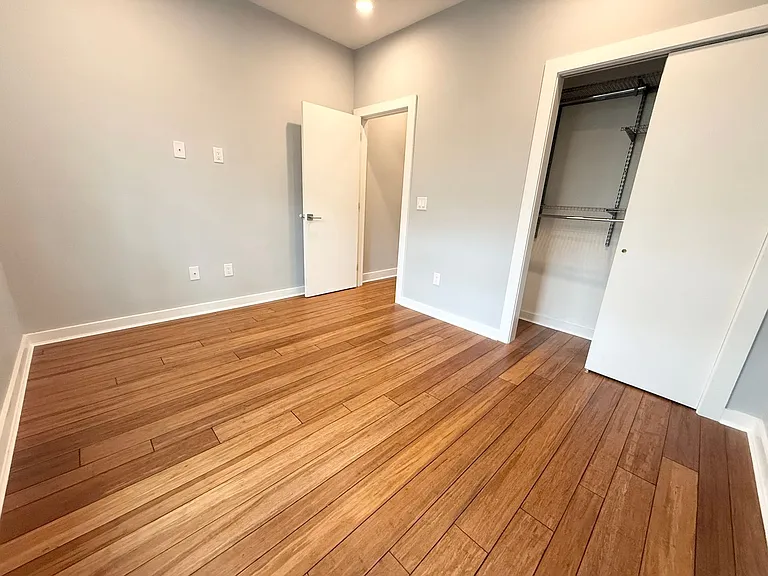 2923 Gerritt St — Photo 18