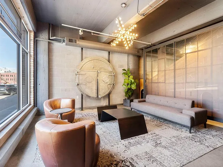 700 Washington Ave N #606 — Photo 18