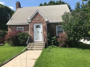 16 Ekman St, Worcester, MA 01607