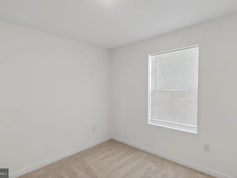 73 Basswood St — Photo 22