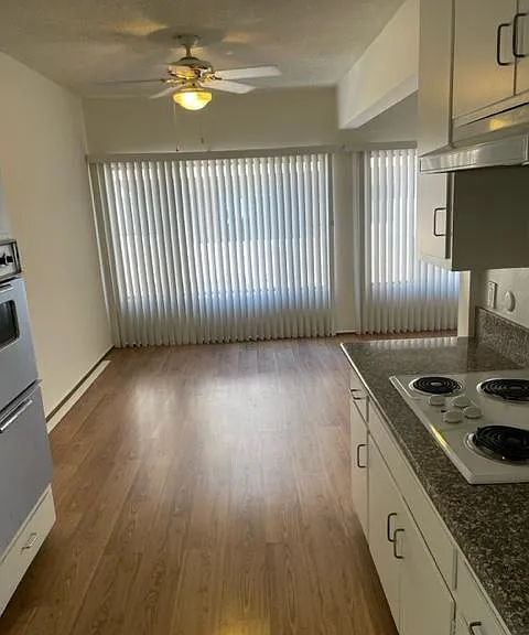 5020 Coldwater Canyon Ave #305 — Photo 4