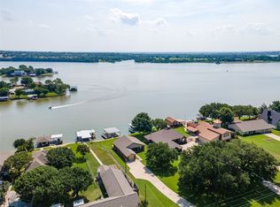 4001 Apache Trail Ct, Granbury, TX 76048