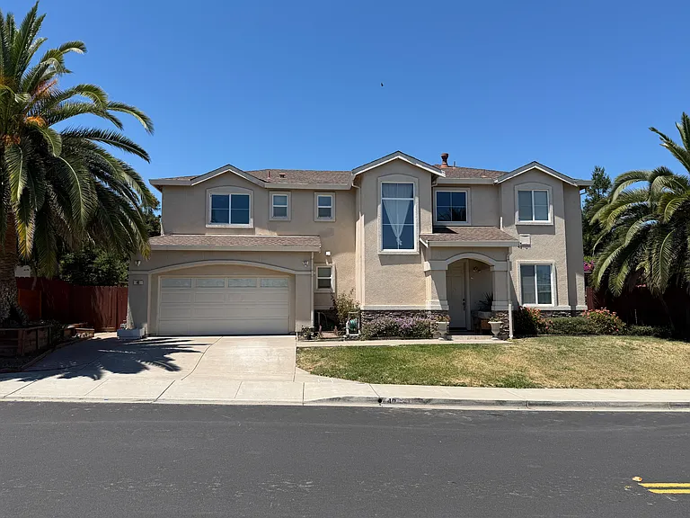 40 Curtis Ct — Photo 1