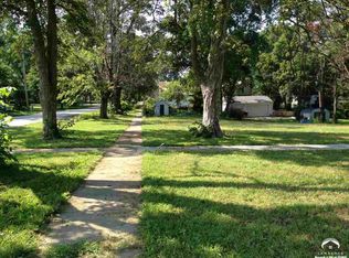903 High St, Baldwin City, KS 66006