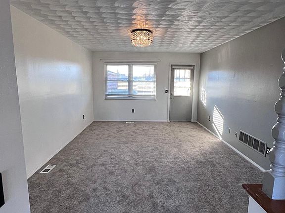 5th image of 600 Kitrina Ave #4