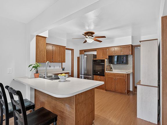 4th image of 6221 Thomas Ave S