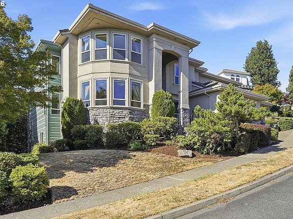 3rd image of 2337 NW Pinnacle Dr