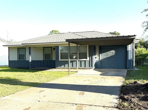 1105 Woodbine Dr, West Columbia, TX 77486