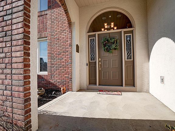 2nd image of 12655 Bentley Dr