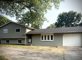 1543 Lehigh Station Rd, Henrietta, NY 14467
