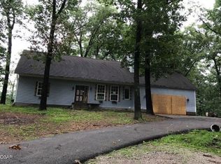 11846 David Ln, Joplin, MO 64804