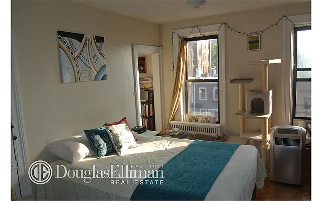 Rented by Douglas Elliman | media 39