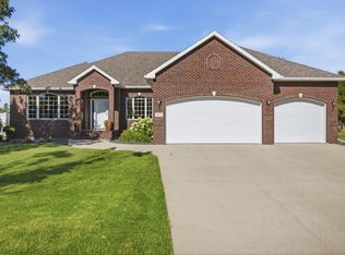 4233 Timberline Dr S, Fargo, ND 58104
