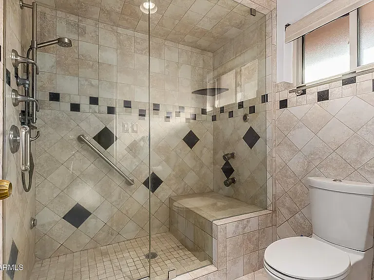 2148 E Cairo Dr — Photo 10