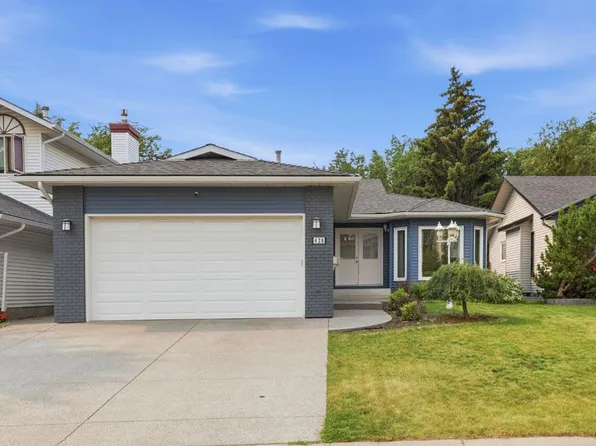 420 NE Douglasbank Ct SE, Calgary, AB T2Z 1X1