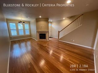 1306 SE Harney St, Portland, OR 97202