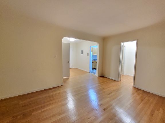5th image of 110 Ocean Pkwy APT 5J