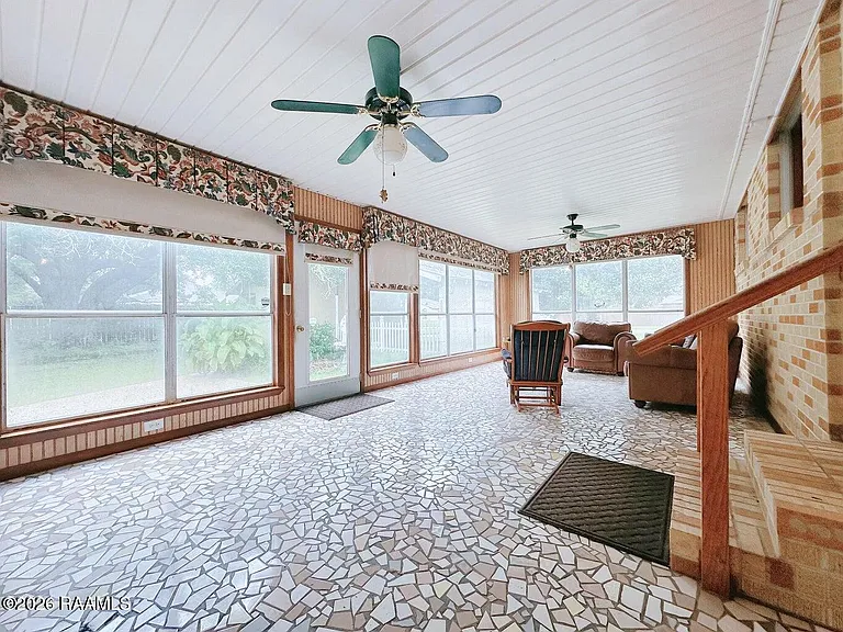 120 Guadalajara St — Photo 19