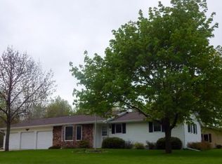 2254 Yankee Clipper St, Green Bay, WI 54303