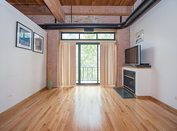 5th image of 701 W Jackson Blvd APT 305