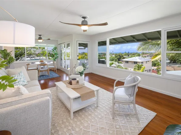 521 Lawelawe St, Honolulu, HI 96821