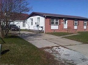 2nd image of 1106 Blythewood Ln