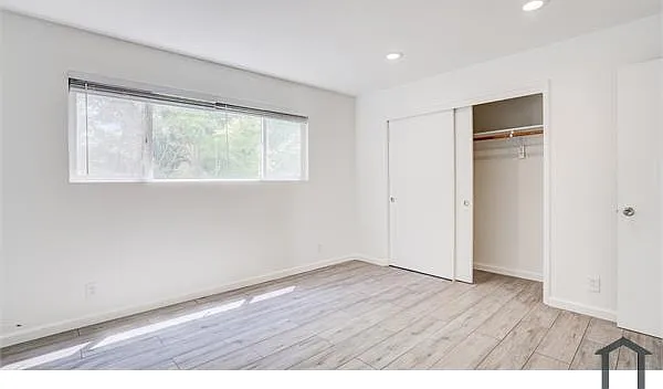124 Farragut Ave #18 — Photo 8