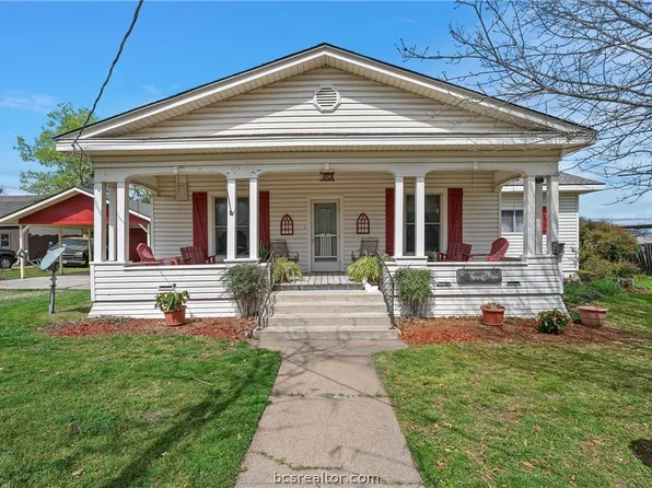 106 E Ave E, Rosebud, TX 76570