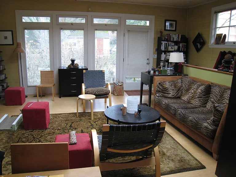 Previous tenant furnishings