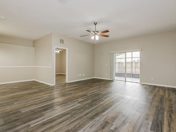 3rd image of 13417 Silvercreek Dr