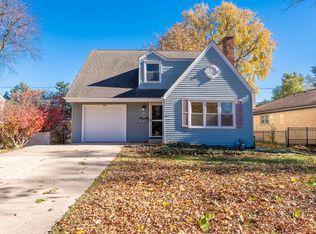 805 S Spring Rd, Elmhurst, IL 60126