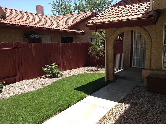 3rd image of 1520 W Avenue H15