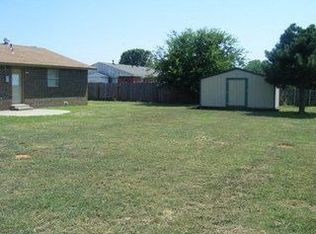 1505 Lewis Rd, Weatherford, OK 73096