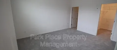111 Roseville Dr — Photo 4