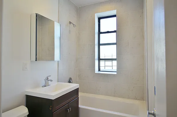 Rented by Julianna Realty Corp | media 39