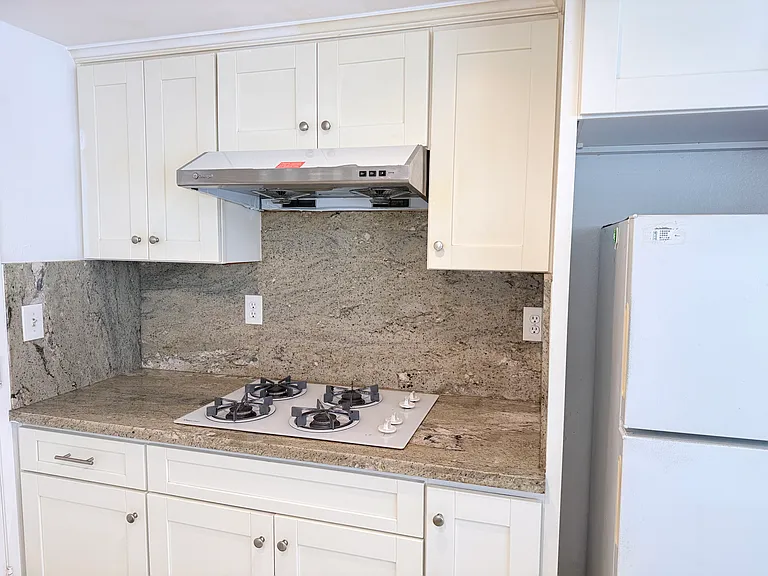 511 N McPherrin Ave #A — Photo 18