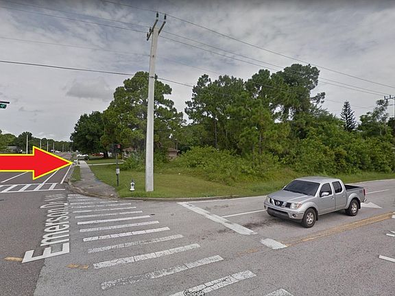 2nd image of 231 Emerson Dr NW