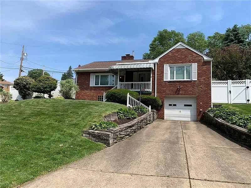 3701 Wayne Rd photo 1
