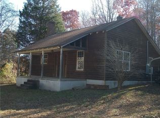 3085 Flat Swamp Rd, Denton, NC 27239