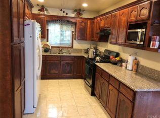 8837 Chantry Ave, Fontana, CA 92335