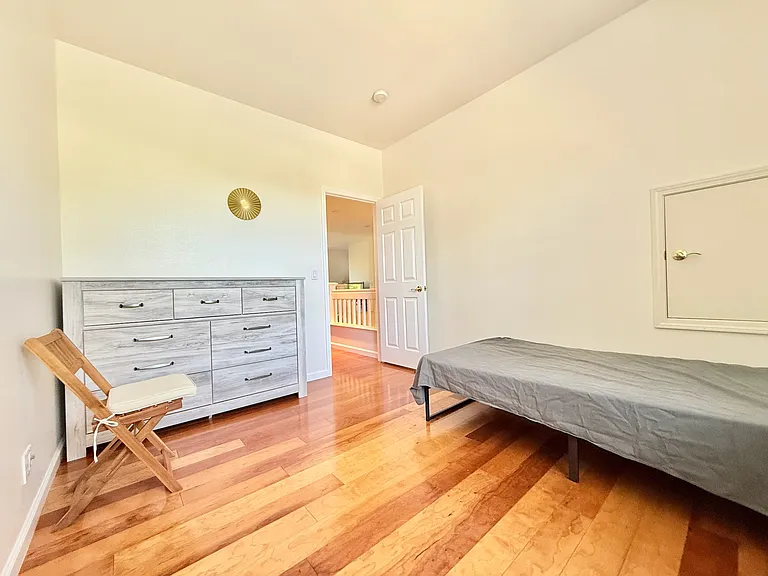 863 Dederick Ct — Photo 59