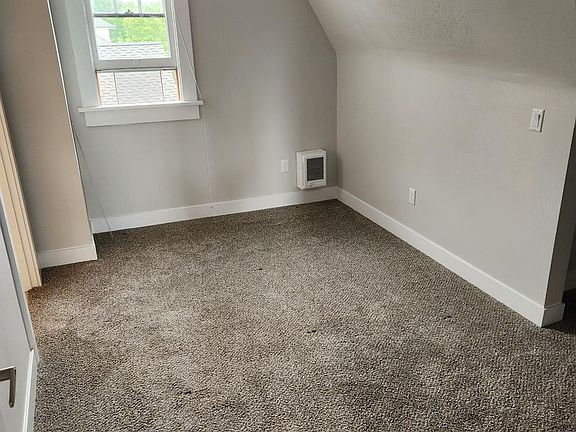 4th image of 402 N Sheridan Ave #439b42faa