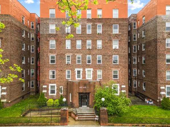 602 Avenue T image 1 of 21