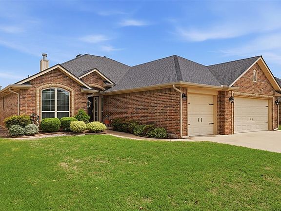 3rd image of 9012 Lolly Ln