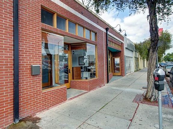 2nd image of 5009 York Blvd