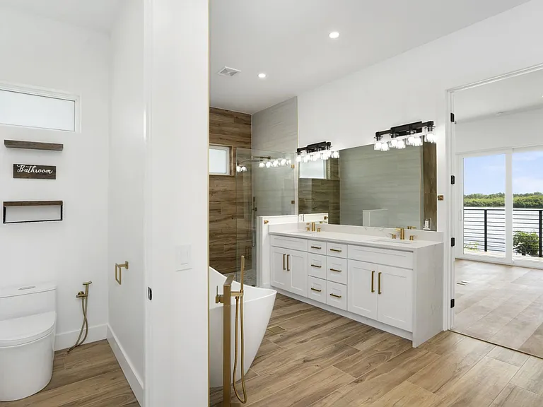 711 Tropical Dr — Photo 37