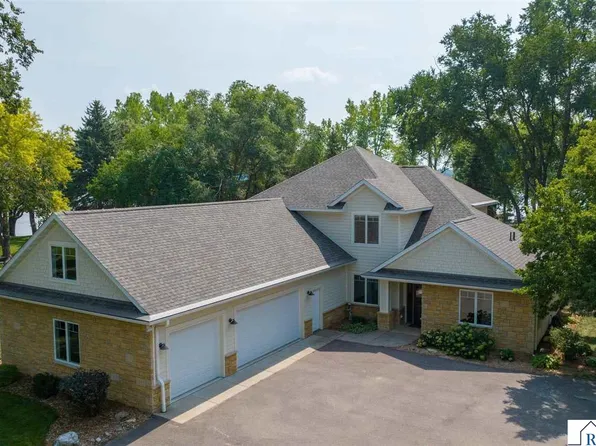 6206 Shamrock Dr, Madison Lake, MN 56063