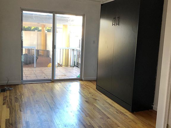 3rd image of 2413 Wilson Ave #1