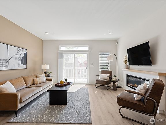 3rd image of 14707 87th Avenue SE #Z7